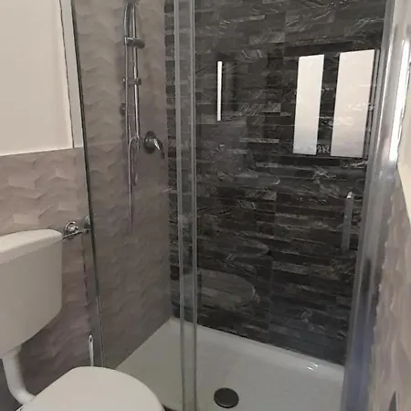 Il Palazzo Dei Normanni * Мотта-Сант'Анастазия