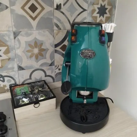 Il Palazzo Dei Normanni Мотта-Сант'Анастазия