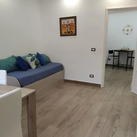 Il Palazzo Dei Normanni * Мотта-Сант'Анастазия