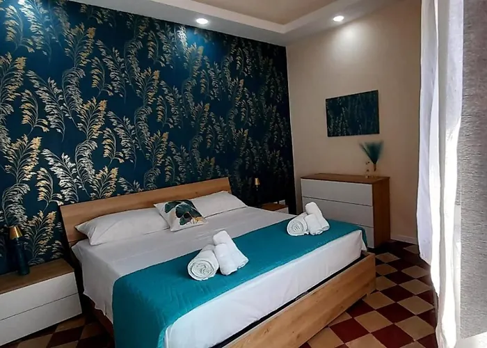 Il Palazzo Dei Normanni Apartamento Motta SantʼAnastasia